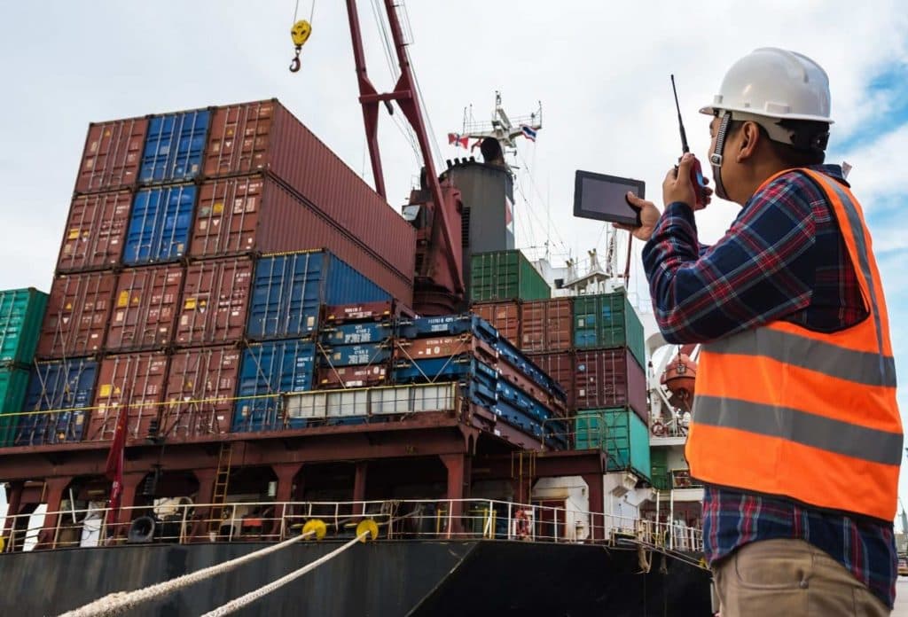 Equipo logístico adaptado a necesidades